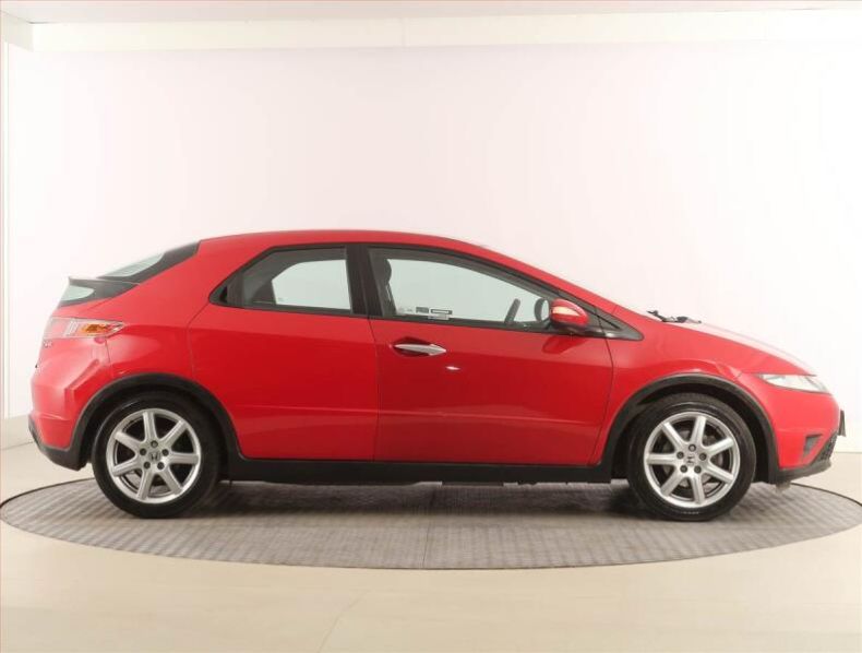 Honda Civic - hlavní fotka