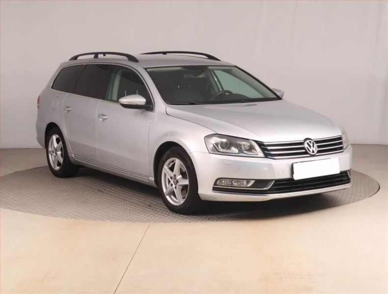 Volkswagen Passat - hlavní fotka inzerátu