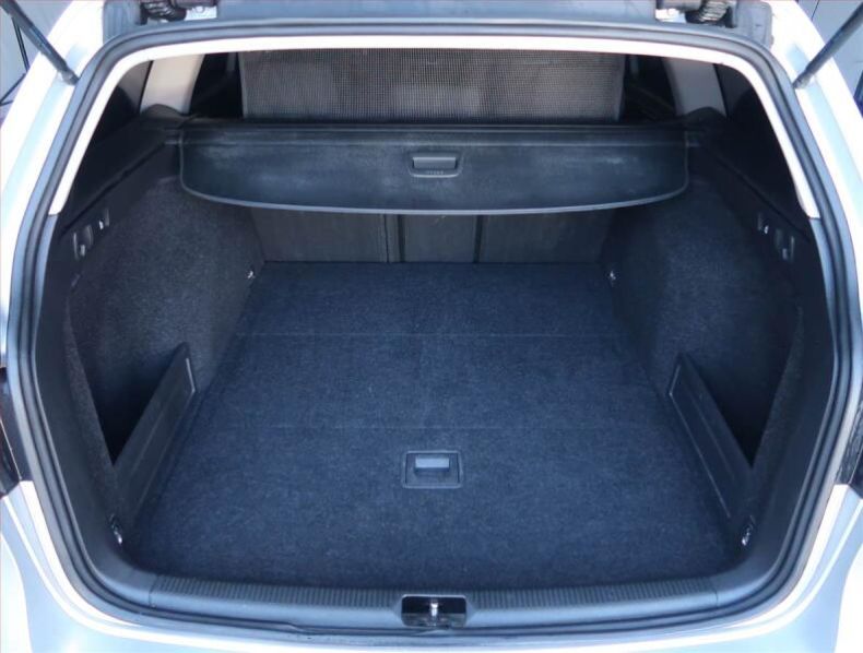 Volkswagen Passat - hlavní fotka