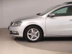 Volkswagen Passat - fotka číslo 14