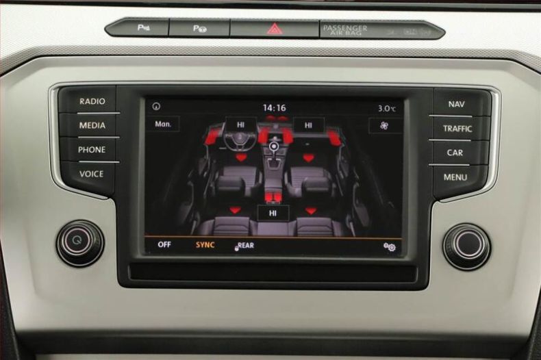 Volkswagen Passat - hlavní fotka