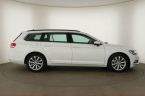 Volkswagen Passat - fotka číslo 5