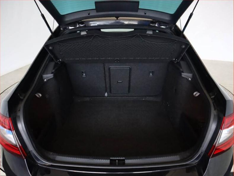 Škoda Octavia - hlavní fotka