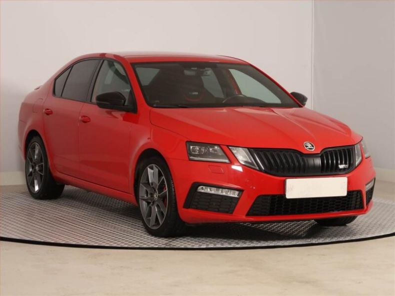 Škoda Octavia - hlavní fotka