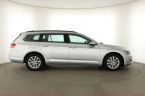 Volkswagen Passat - fotka číslo 5