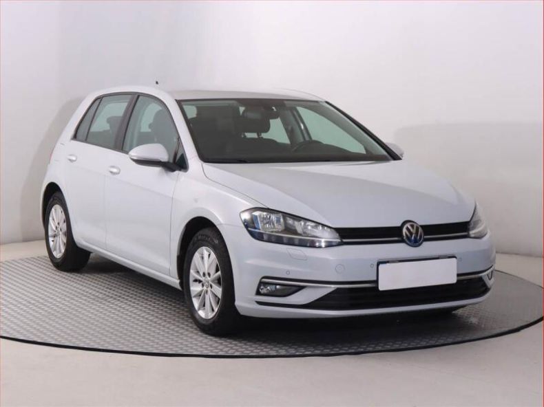 Volkswagen Golf - hlavní fotka inzerátu