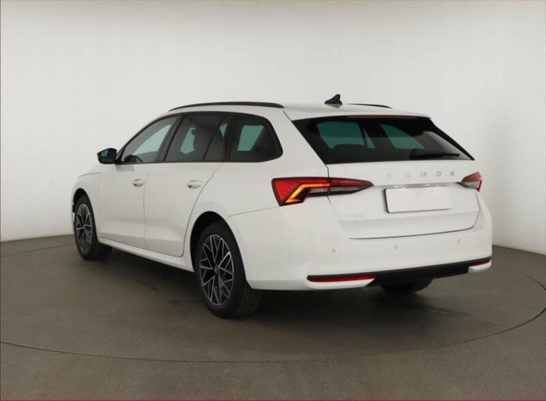 Škoda Octavia - hlavní fotka