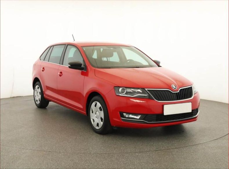 Škoda Rapid - hlavní foto