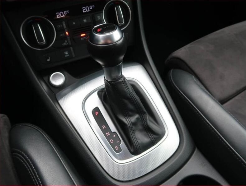 Audi Q3 - hlavní fotka