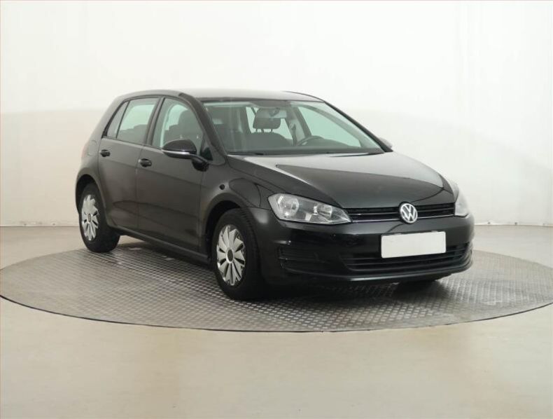 Volkswagen Golf - hlavní fotka inzerátu