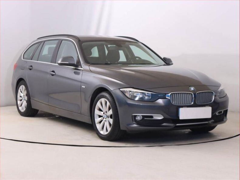 BMW Řada 3 - hlavní foto