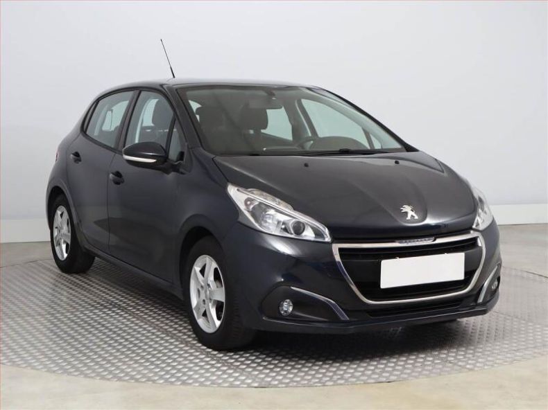 Peugeot 208 - hlavní foto