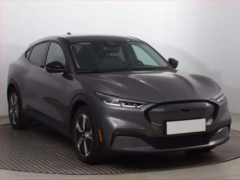 Ford Mustang Mach-E - hlavní fotka