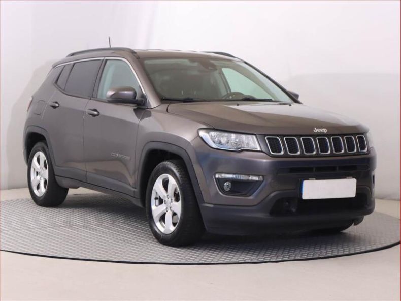 Jeep Compass - hlavní foto