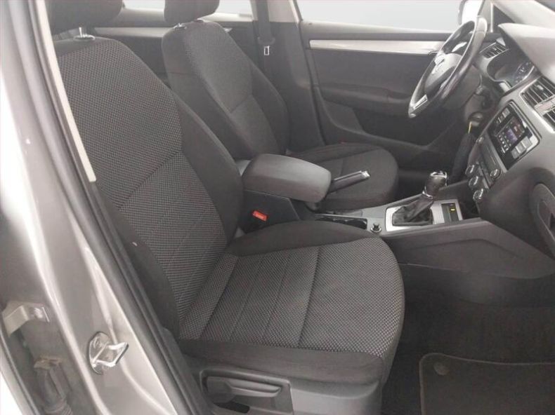 Škoda Octavia - hlavní fotka