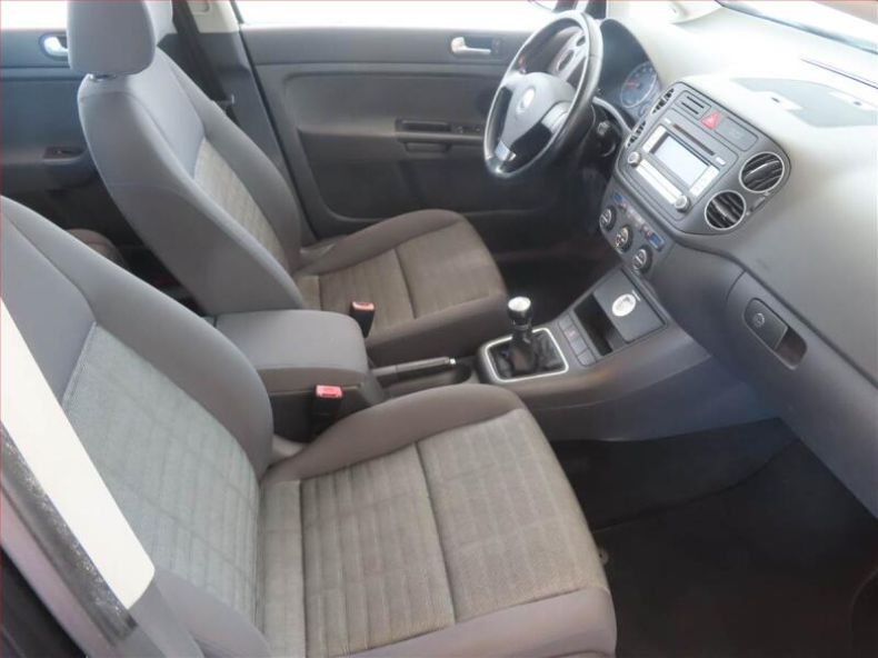 Volkswagen Golf - hlavní fotka