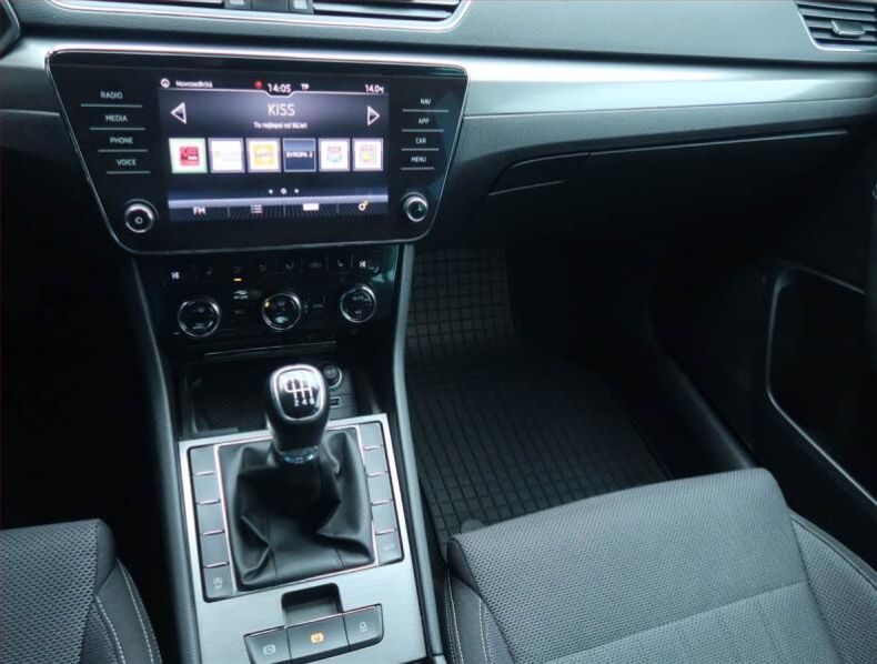 Škoda Superb - hlavní fotka