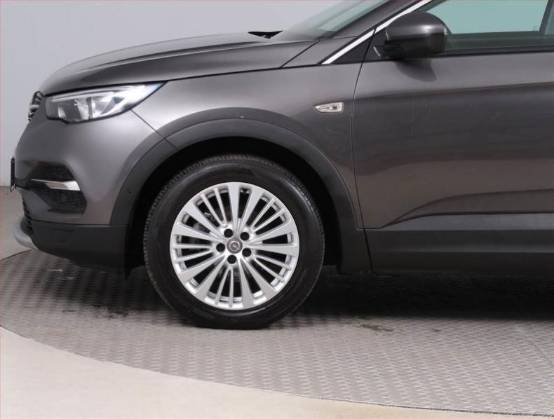 Opel Grandland X - hlavní fotka