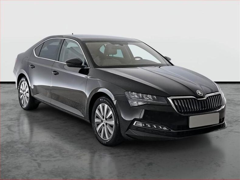 Škoda Superb - hlavní foto