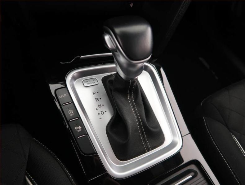 Kia Cee'd - hlavní fotka