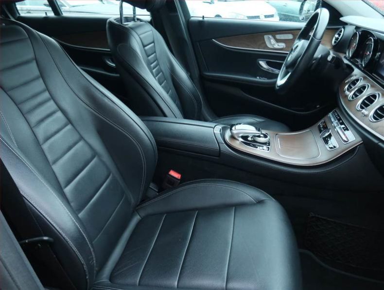 Mercedes Třída E - hlavní fotka