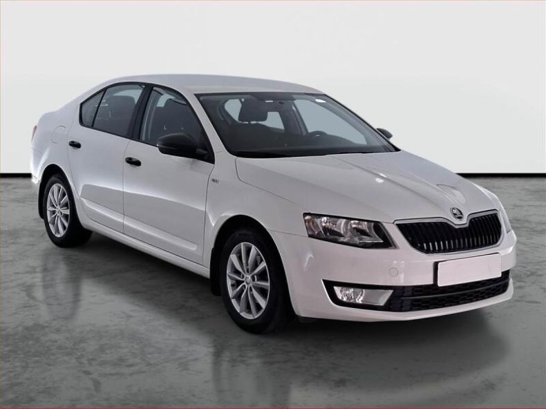 Škoda Octavia - hlavní fotka