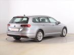 Volkswagen Passat - fotka číslo 4