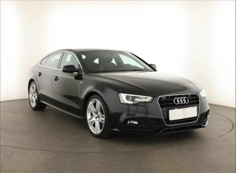 Audi A5 - hlavní foto