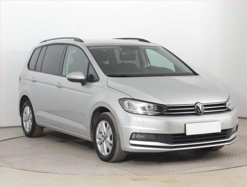 Volkswagen Touran - hlavní foto
