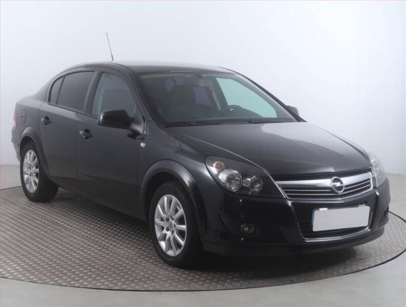 Opel Astra - hlavní fotka inzerátu
