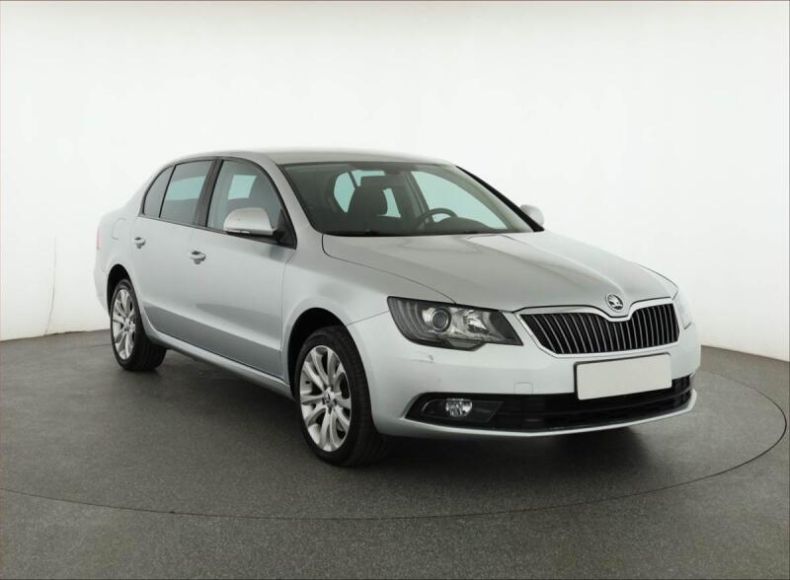 Škoda Superb - hlavní fotka inzerátu