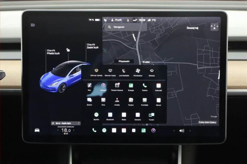 Tesla Model 3 - hlavní fotka