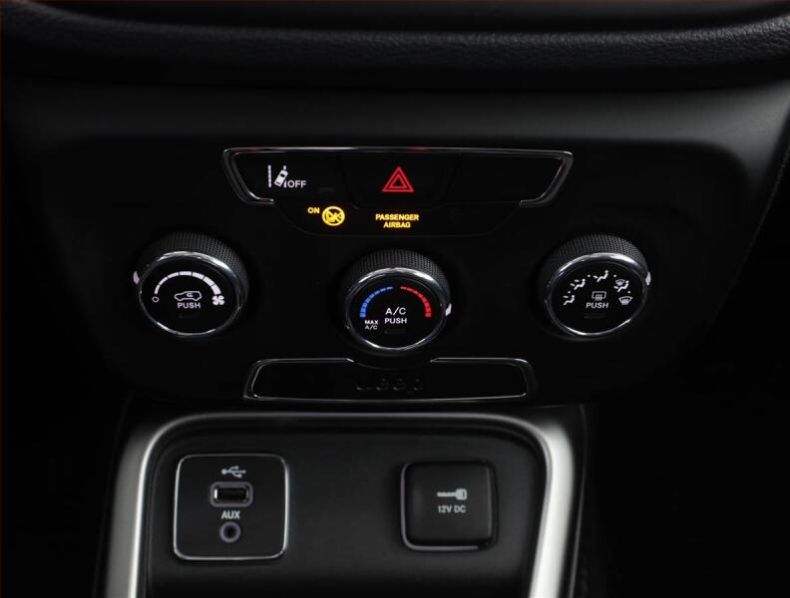 Jeep Compass - hlavní fotka