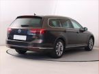 Volkswagen Passat - fotka číslo 4