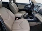 Toyota RAV 4 - fotka číslo 8