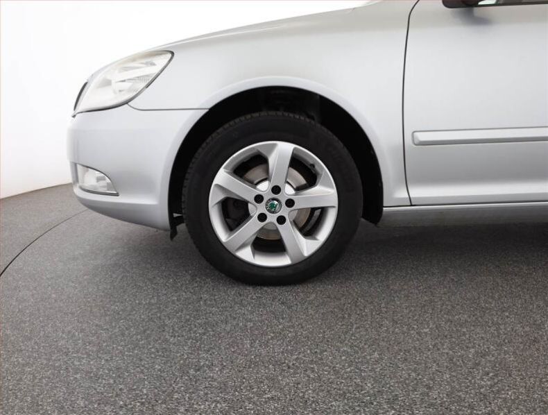 Škoda Octavia - hlavní fotka