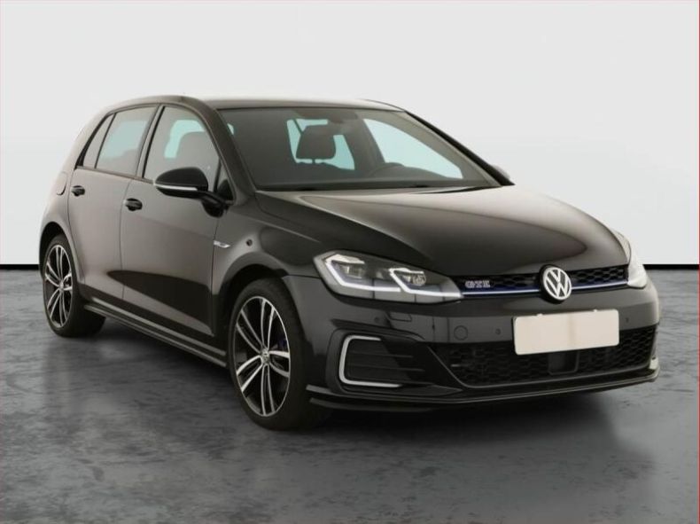 Volkswagen Golf - hlavní foto