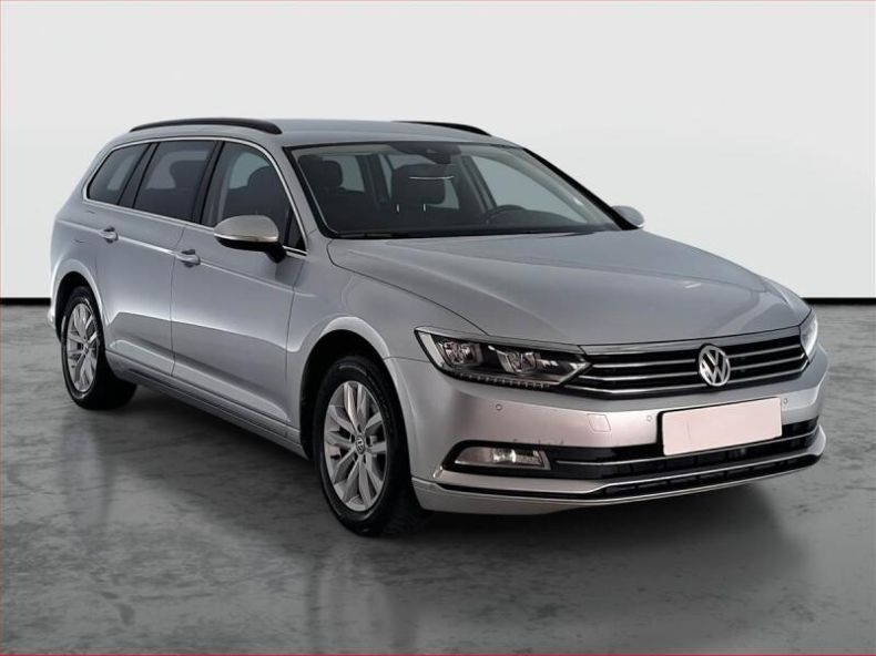 Volkswagen Passat - hlavní fotka inzerátu