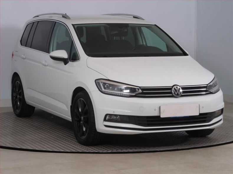 Volkswagen Touran - hlavní foto