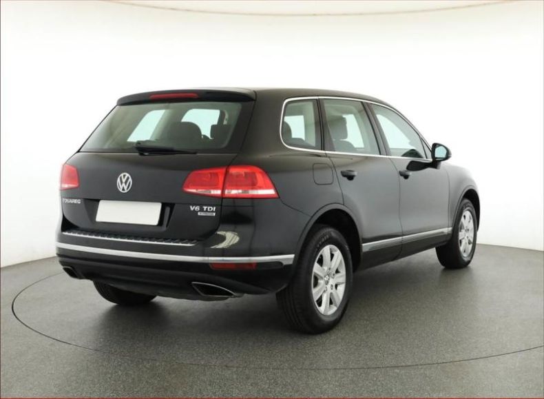 Volkswagen Touareg - hlavní fotka