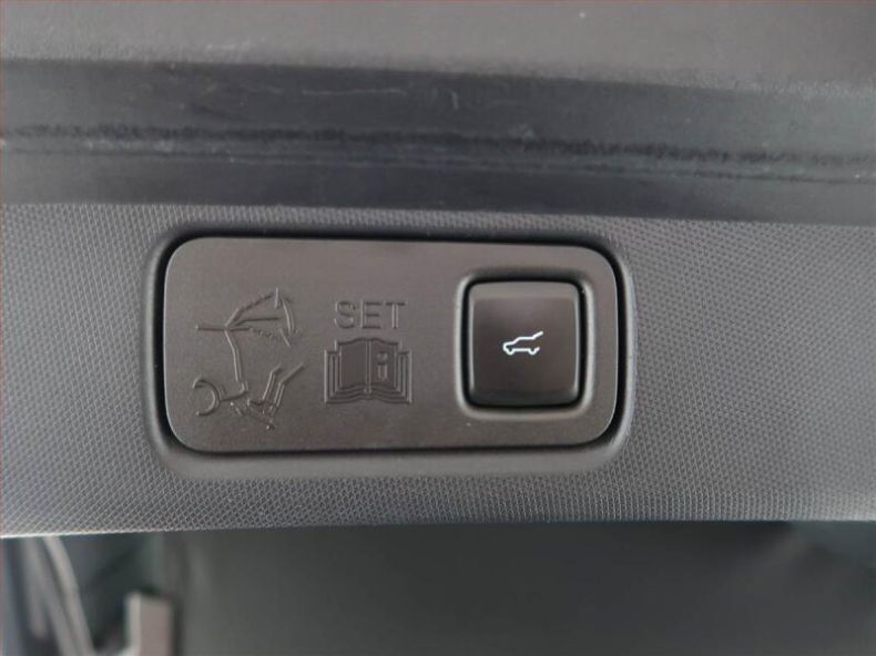 Ford Mustang Mach-E - hlavní fotka