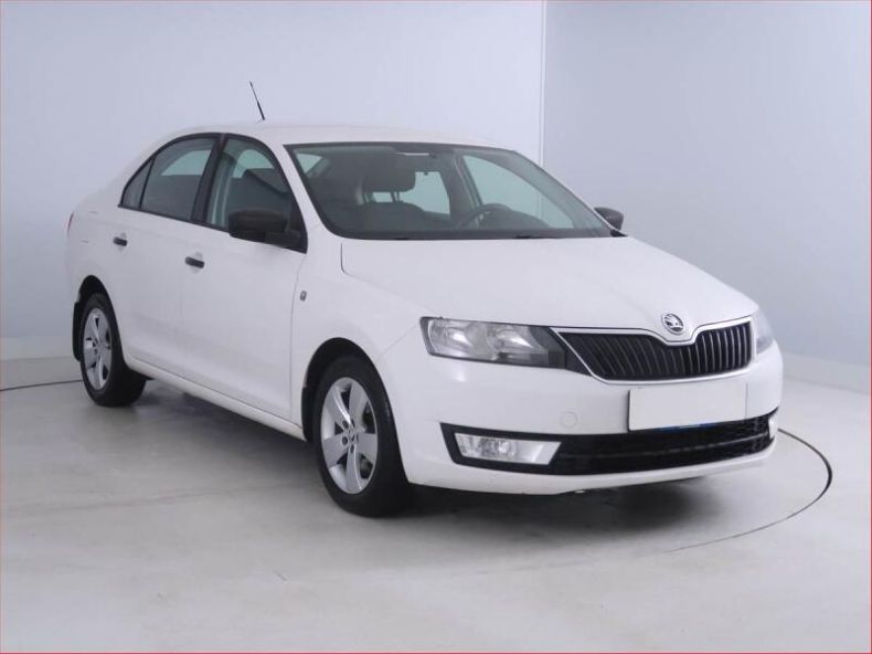 Škoda Rapid - hlavní foto