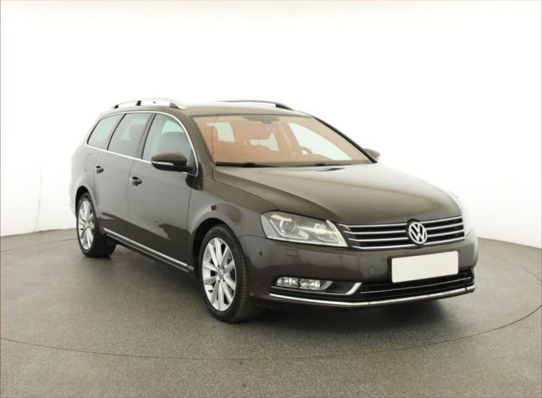 Volkswagen Passat - hlavní foto