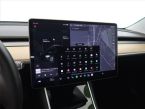 Tesla Model 3 - fotka číslo 17
