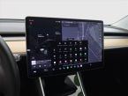 Tesla Model 3 - fotka číslo 17