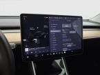 Tesla Model 3 - fotka číslo 21