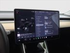 Tesla Model 3 - fotka číslo 22