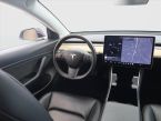 Tesla Model 3 - fotka číslo 6