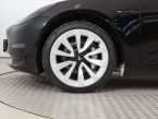 Tesla Model 3 - fotka číslo 14