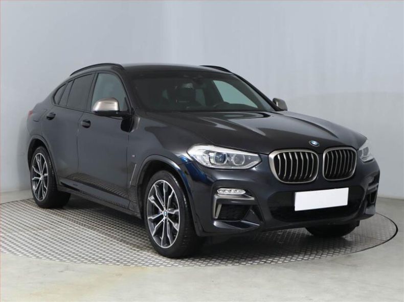 BMW X4 - hlavní foto